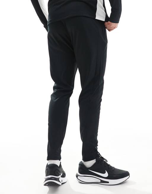 Nike Football – Academy Dri-FIT – Jogginghose in Schwarz mit Bahnendesign, 3 von 5