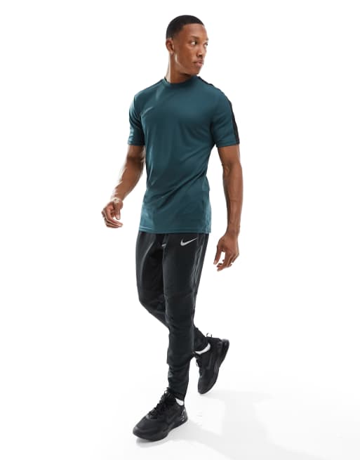 NIKE TRAINING Yoga Textured Dri-FIT Top for Men