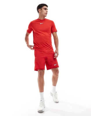 Nike Football Nike Football Academy Dri-FIT shorts in red