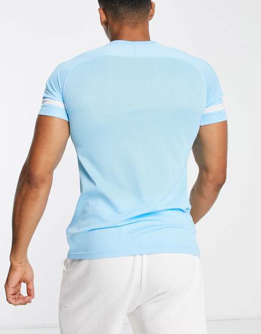 Light blue nike hot sale shirt mens