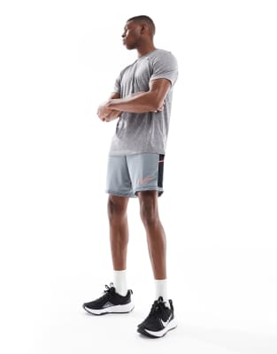 Nike Football Nike Football Academy shorts in grey