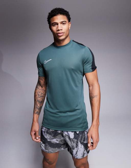 Nike Football – Academy – T-Shirt in Dunkelgrün