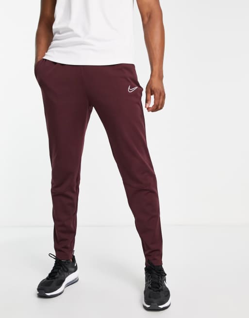 Red nike best sale therma pants