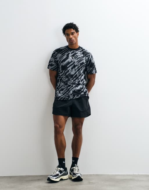 Nike Football ACD+ t-shirt imprimé central noir, 2 de 5