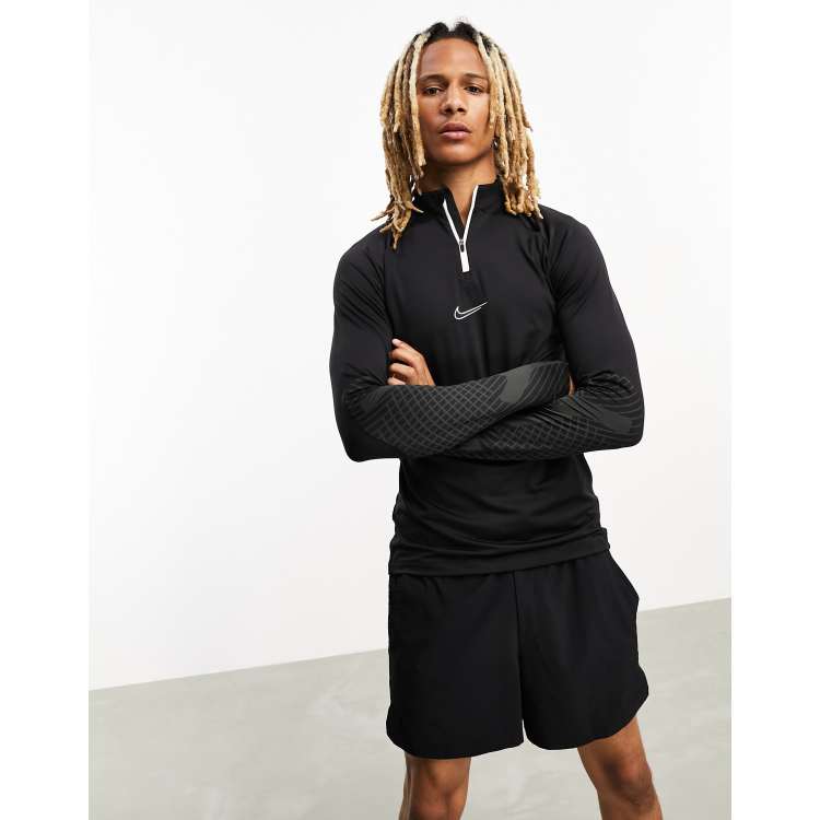 Nike training shop jacket thumbhole