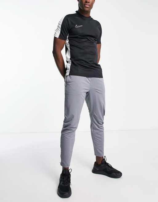 23 Nike Academy black white ASOS and Football in t-shirt | Dri-Fit