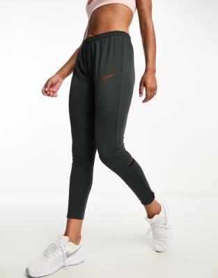  Nike Women's Academy 19 Dri-Fit Training Pants (Black/White,  X-Small) : Clothing, Shoes & Jewelry