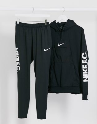 jogging nike fc