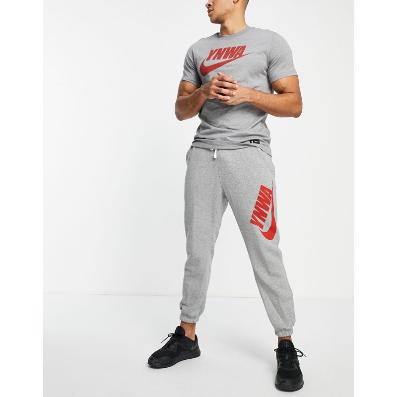 Activewear JvFZX Nike Football - Liverpool FC YNMA - Joggers grigi con logo Nike