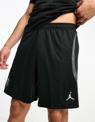 Nike Football Paris Sain-Germain FC Strike Dri-FIT shorts in black and grey - ASOS Price Checker