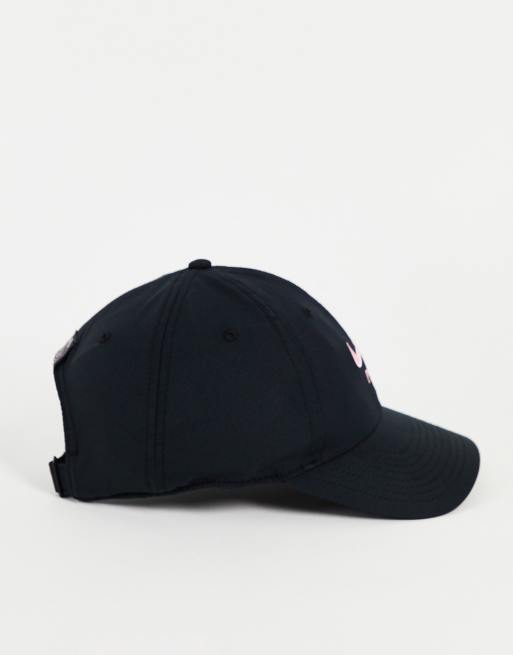 Paris Saint-Germain Club Nike Football Unstructured Cap. Nike IN