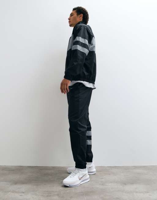 Nike Football Premier i96 joggingbroek in zwart en grijs, 2 van 5
