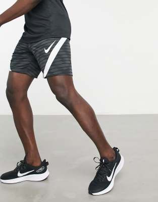 nike shoes for shorts