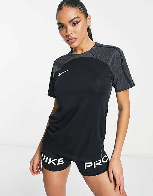 Nike Football – Strike Dri-FIT – Czarny T-shirt ze wstawkami