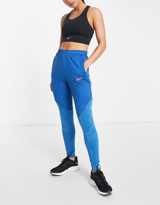 Nike Football - Strike Dri-FIT - Joggers in maglia blu