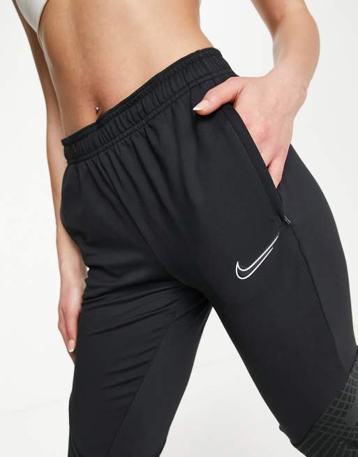 intencional abuela Inspector Nike Football Strike Dri-FIT pants in black | ASOS