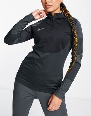 Nike Football Strike drill top in black