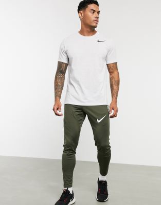 nike muscle fit tracksuit