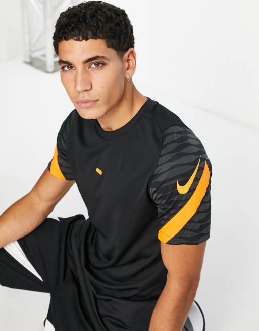 Nike black and store orange t shirt