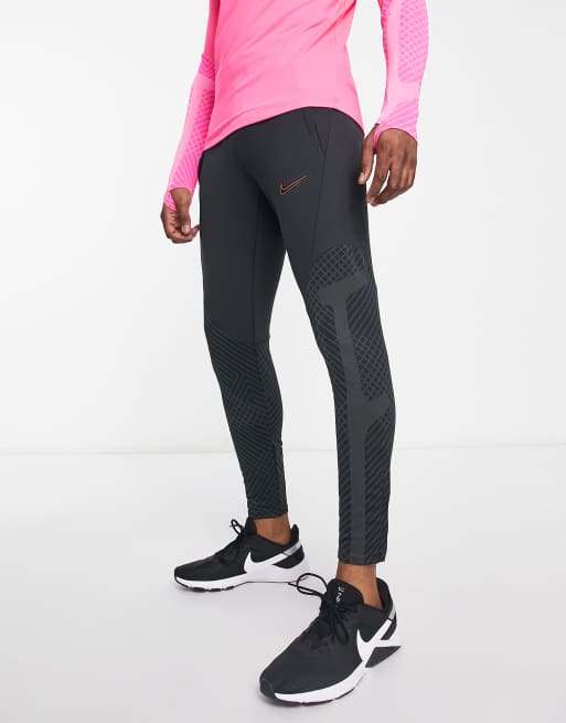 Nike Football – Strike Therma-FIT – Jogginghose in Dunkelgrau