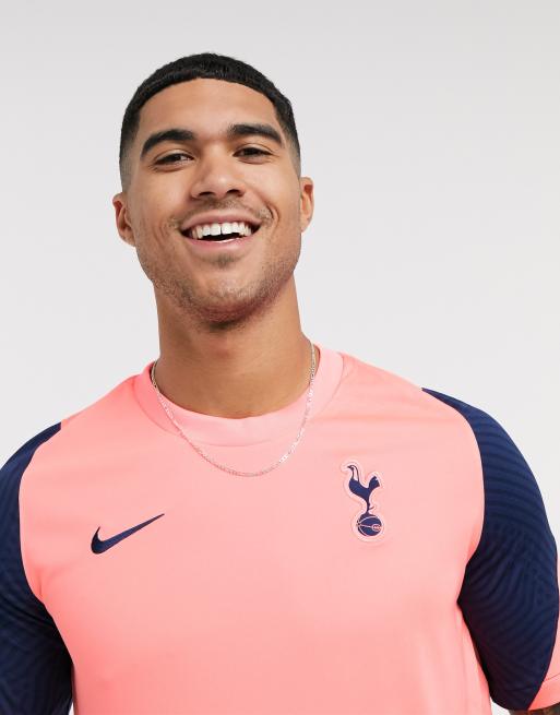 Tottenham pink training store kit