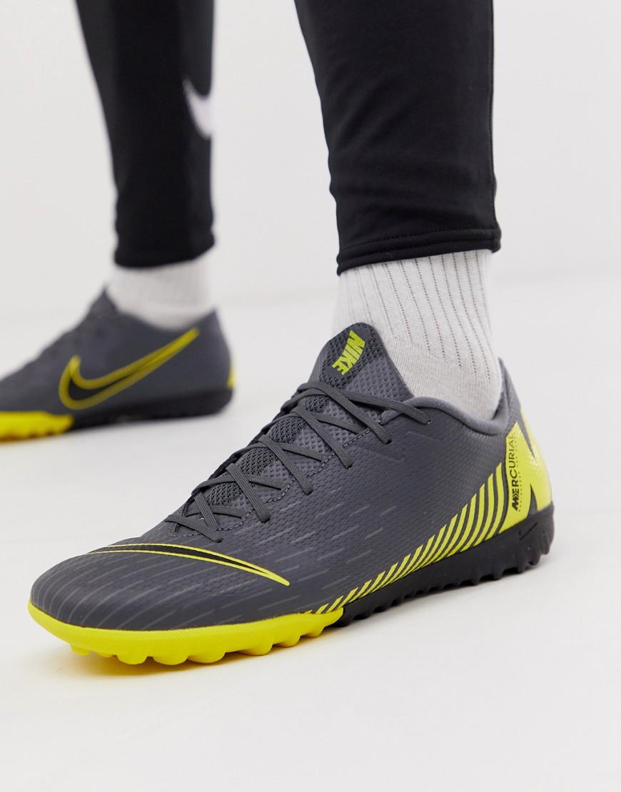 Nike Football – Vaporx 12 – Grå fotbollsskor för konstgräs