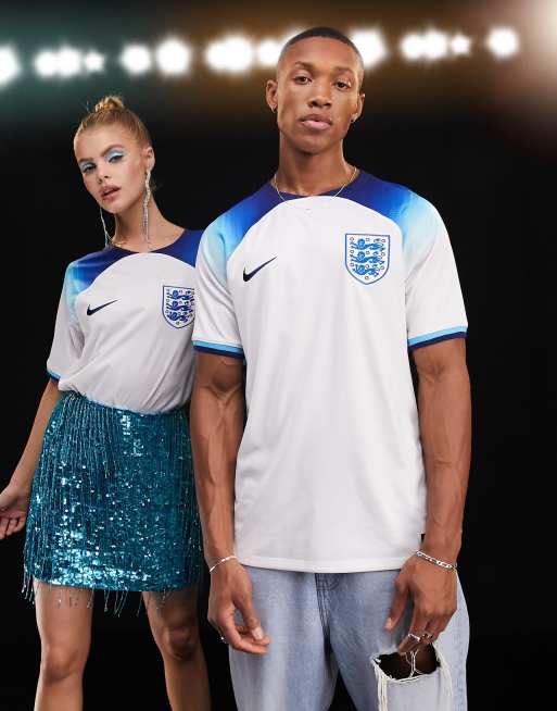 Buscar prima Alta exposición Nike Football World Cup 2022 England unisex home jersey in white | ASOS