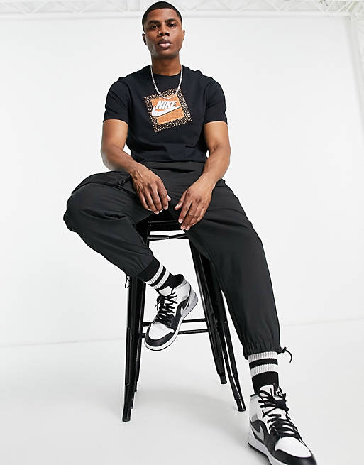 T-Shirts & Vests Nike Franchise chest print t-shirt in black 