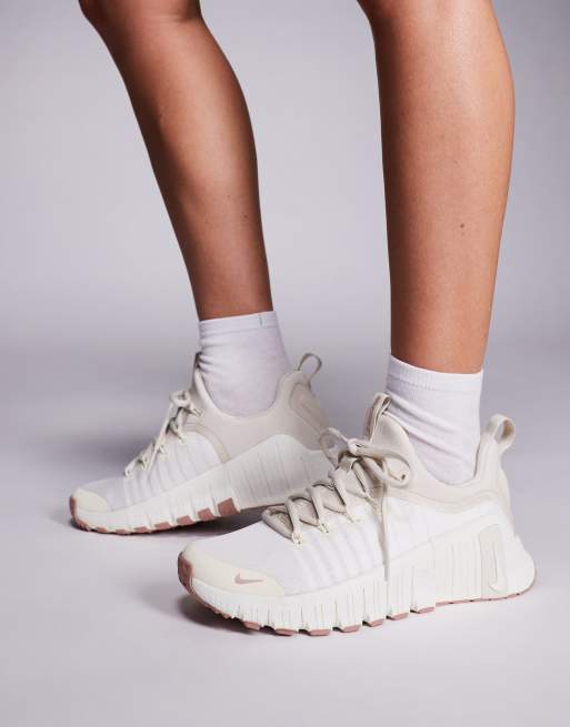 Nike Free Metcon 6 sneakers in ivory