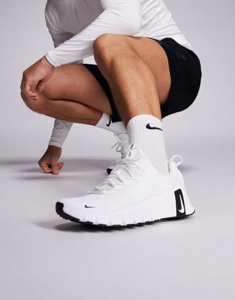 Nike Free Metcon 6 sneakers in white - view 1