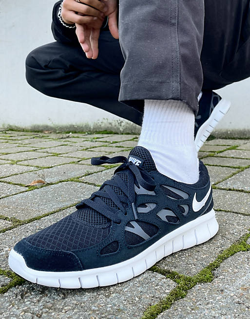 med hensyn til støbt Bred vifte Nike Free Run 2 sneakers in black - BLACK | ASOS