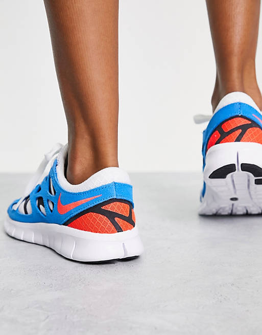 Nike Free Run 2 sneakers in white/photo blue ASOS