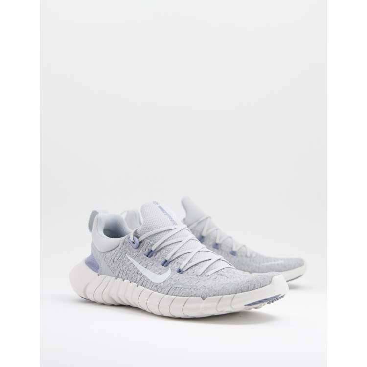 Nike Free 5.0 running sneakers in gray fog | ASOS