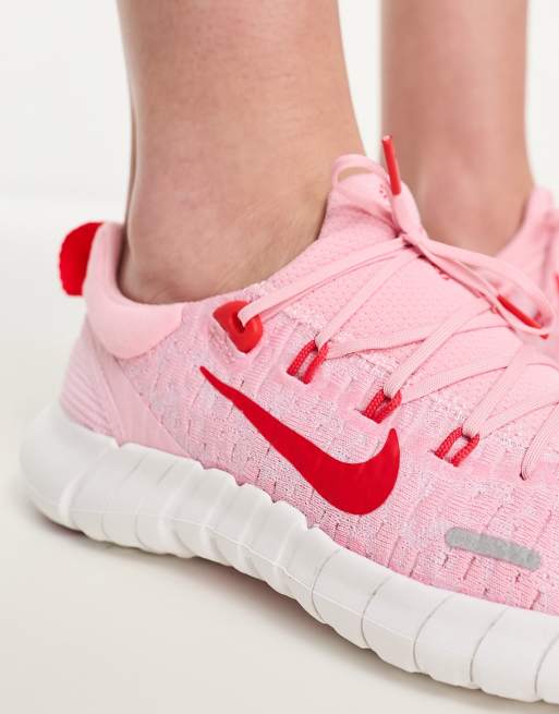 Nike Free Run 5.0 sneakers in pink