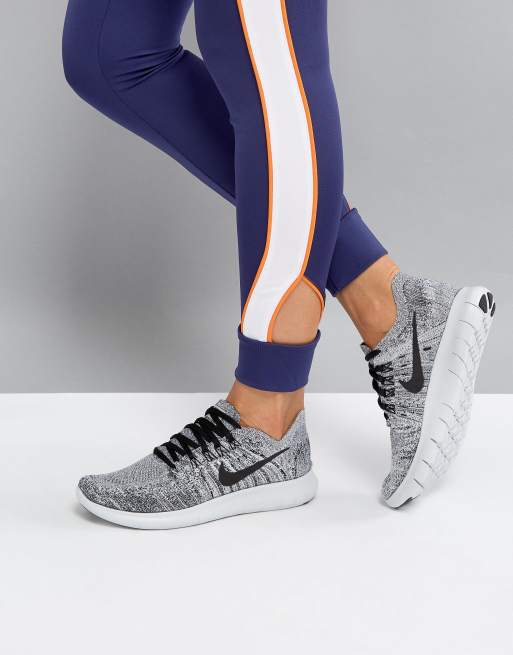 Nike Free Run Flyknit Trainers In Grey