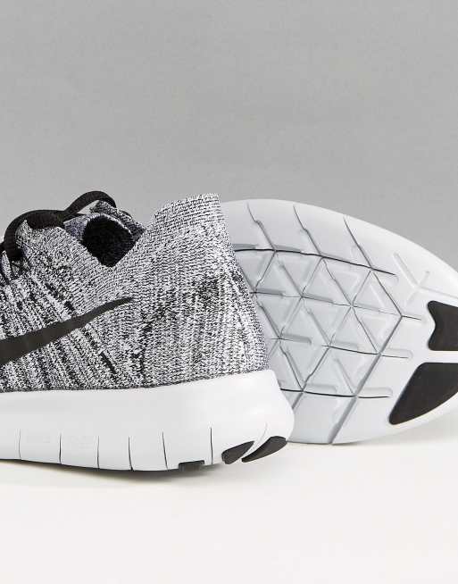 Nike Free Run Flyknit Trainers In Grey