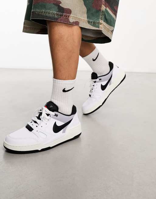 Nike air force outlet nere e bianche basse