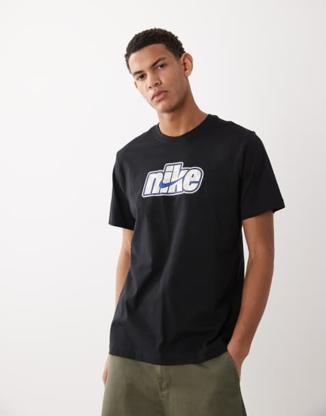 Nike Futbol central logo t-shirt in black - view 1