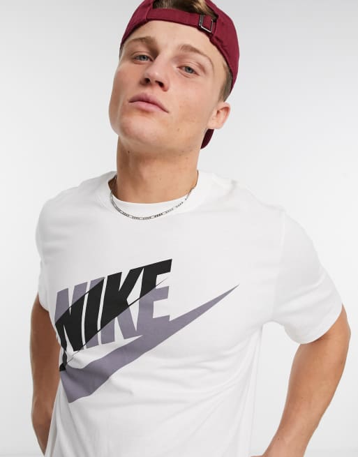 Nike block logo clearance tee