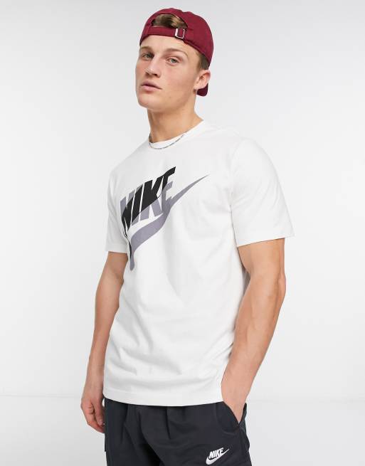 Nike block outlet logo shirt