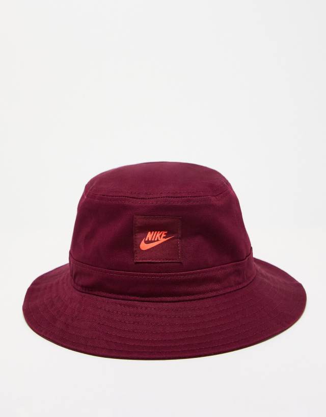 Nike Futura logo bucket hat in burgundy