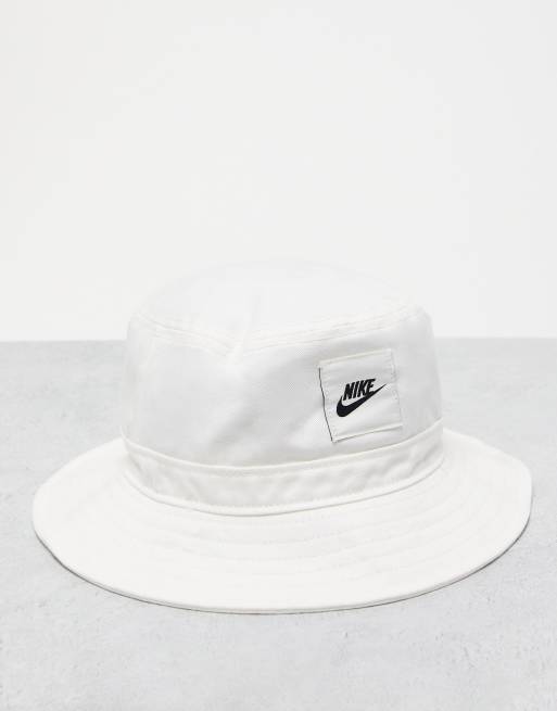 Nike Futura logo bucket hat in white | ASOS