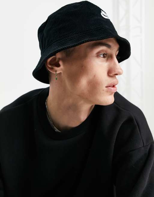 Nike Futura logo corduroy bucket hat in black | ASOS