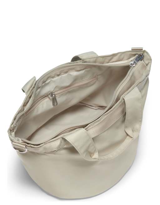 Nike – Futura Luxe – Tragetasche in Stein mit kleiner Schlüsselanhängertasche, 3 von 3