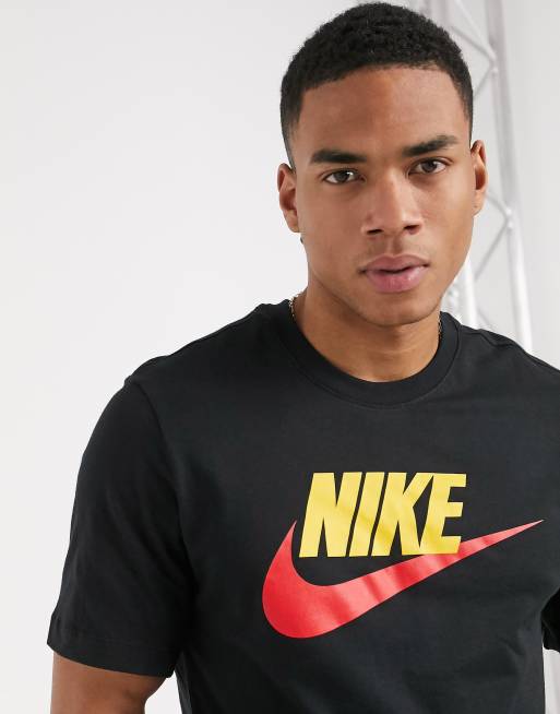 Nike Futura T-Shirt in Black | ASOS