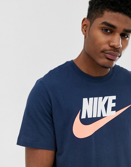 Nike Futura T-Shirt in Navy