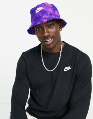 Nike bucket hat t hot sale shirt