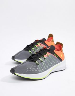 nike black and grey future fast racer trainers