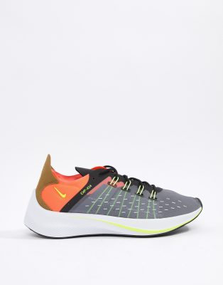 nike future fast racer trainers