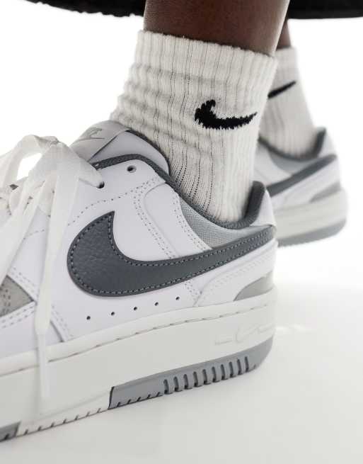Nike Gamma Force sneakers in white and gray, 3 of 5